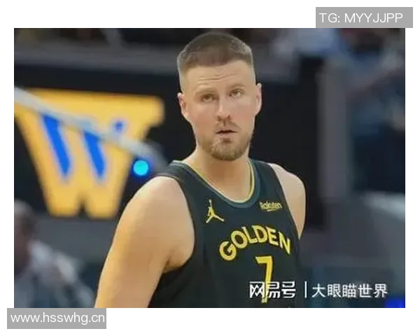 波尔津吉斯勇士首秀替补拿下12分难阻败局,正负值-4 波尔津吉斯勇士首秀替补拿下12分难阻败局,正负值-4