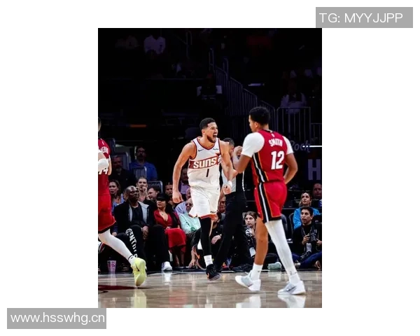 魔术vs太阳伤病报告:布克和小瓦格纳缺席,阿伦出战成疑 魔术vs太阳伤病报告:布克和小瓦格纳缺席,阿伦出战成疑